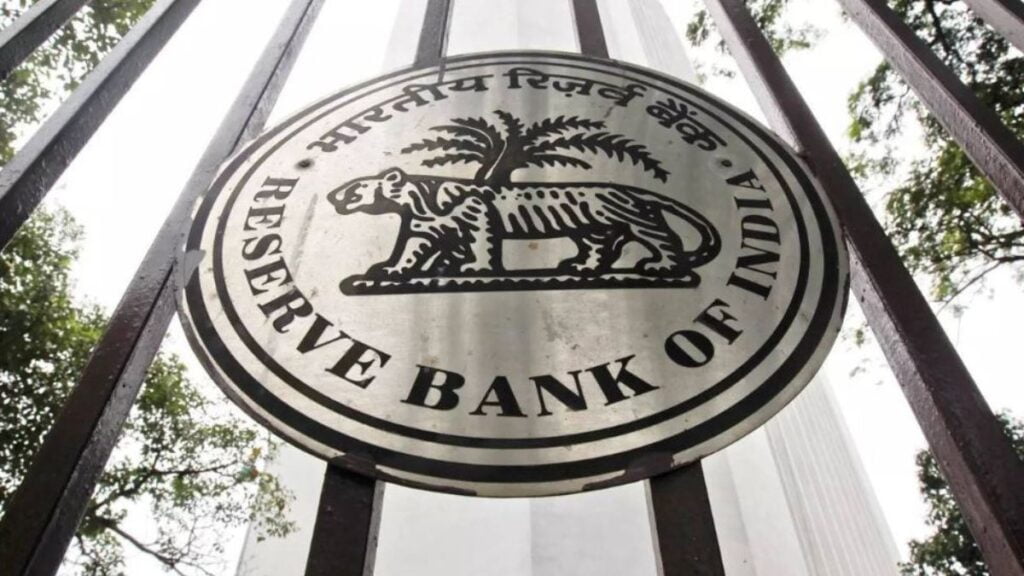 Banks Prepare for the Influx of Rs 2,000 Notes as RBI Introduces New Guidelines