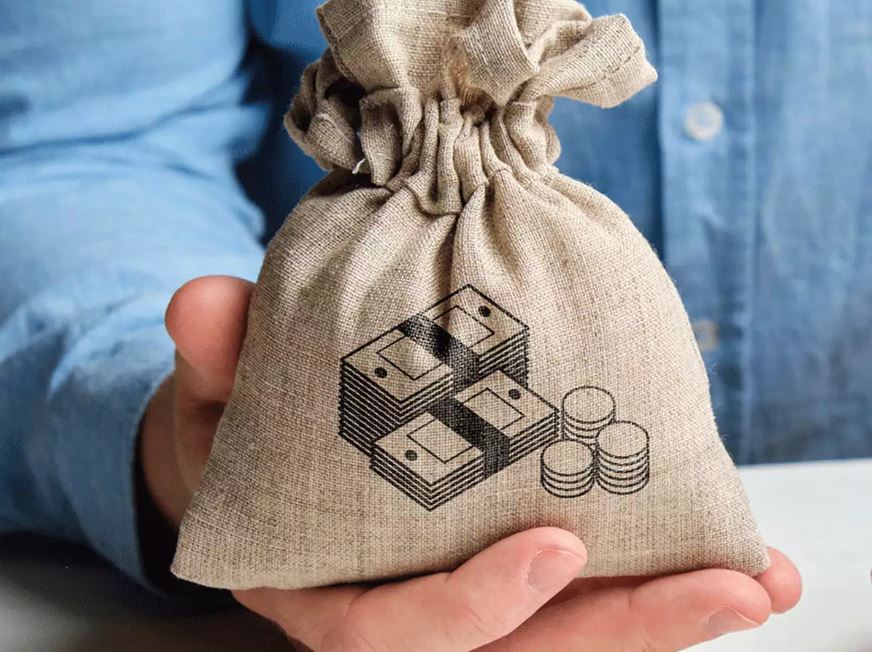 Reliance Capital's Bold Strategic Win: Selling 45% Stake in Home Finance Arm for Rs 54 Crore